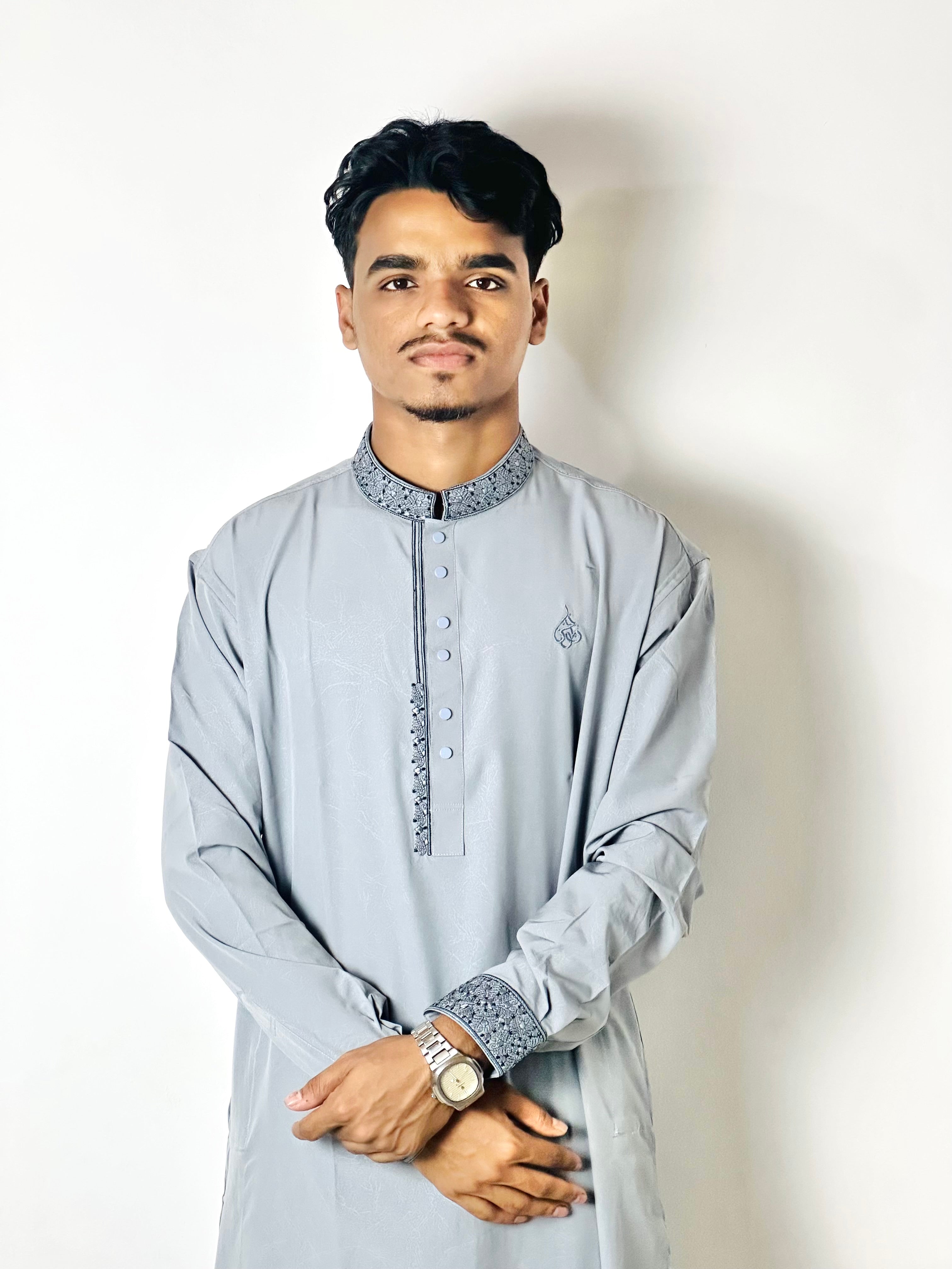 𝐂𝐡𝐢𝐧𝐚 𝐋𝐲𝐜𝐫𝐚 𝐒𝐭𝐢𝐳𝐳 𝐩𝐚𝐧𝐣𝐚𝐛